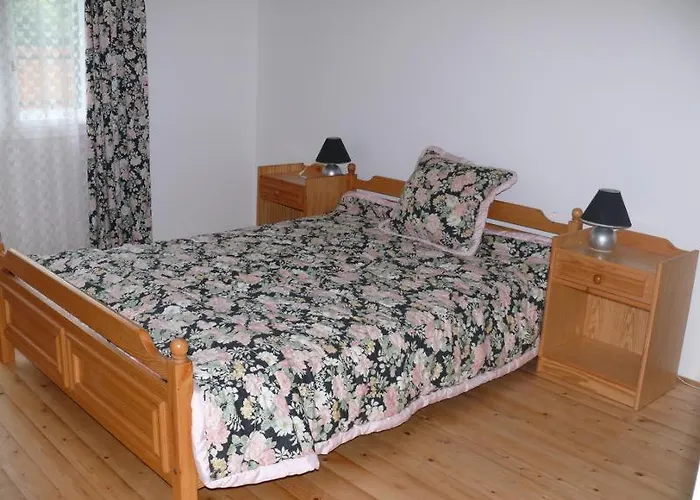 別荘 Csecsi Ueduelo *