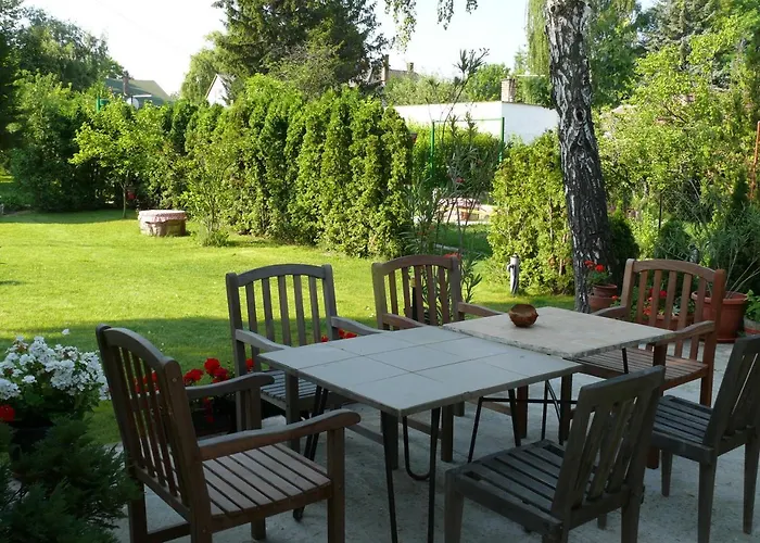 別荘 Csecsi Ueduelo Zamárdi